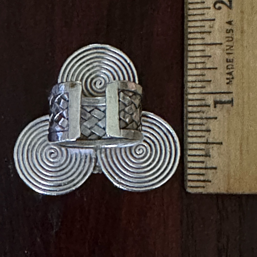 Handmade Ring - Picture 5 of 6